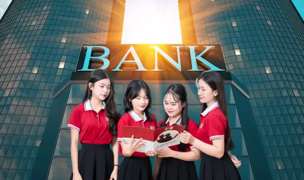 co nen hoc tai chinh ngan hang