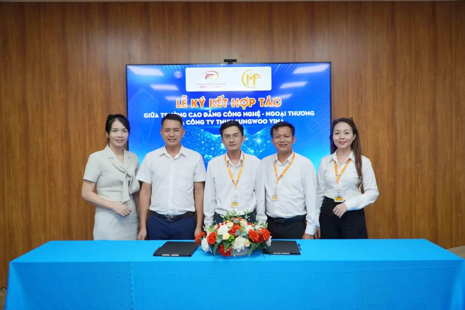 hoc bong doanh nghiep cho sinh vien 2025